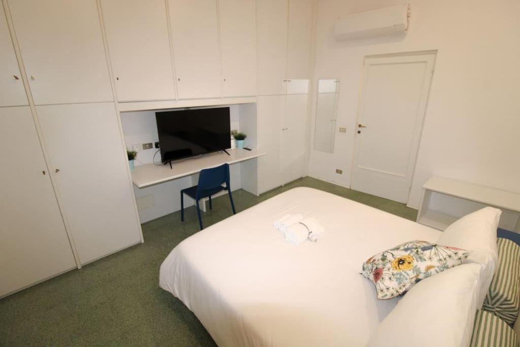 Appartamento Al Duomo Di Parma - Posto Auto Privato Prenotabile 외부 사진